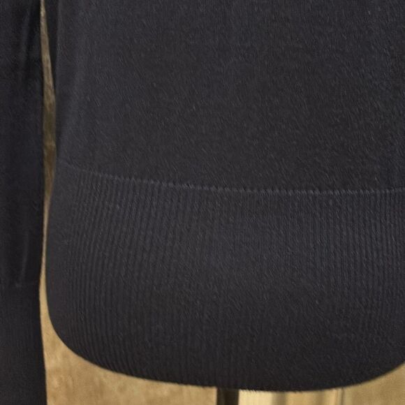 St.John woman’s Navy Cardigan, S - Picture 7 of 9